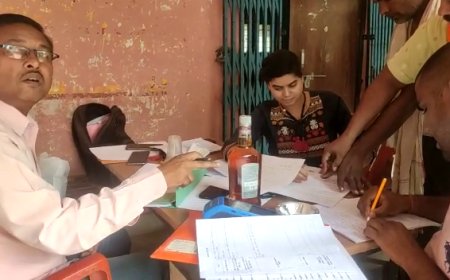 शराब माफियाओं का उत्पाद विभाग की टीम पर लाठी पत्थर से हमला, महिला SI सहित पांच घायल