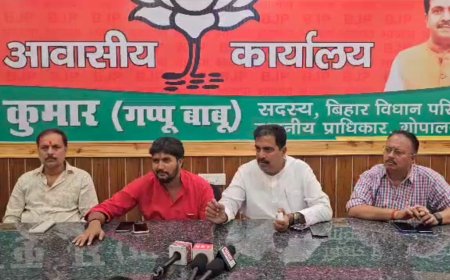 गोपालगंज में एनएच 27 पर अतिक्रमण हटाने को लेकर हाई वोल्टेज ड्रामा, MLC राजीव कुमार उर्फ (गप्पू सिंह) ने जिला प्रशासन पर रसूखदार लोगों को बचाने का लगाया आरोप