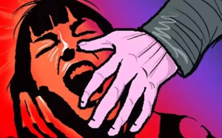 औरंगाबाद में महिला ने LIC के  DO संजय सिंह पर दर्ज  कराई प्राथमिकी, अश्लील वीडियो बनाकर सोशल मीडिया पर वायरल करने, जान से मारने की धमकी देकर 8 साल से यौन शोषण करने का आरोप