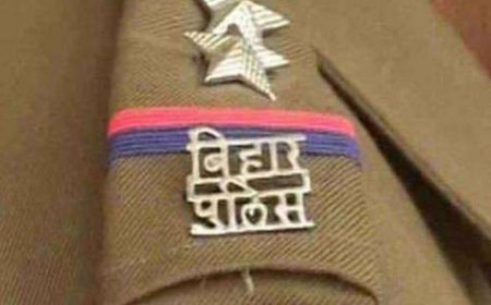 बिहार का एक दारोगा करता था महिला कांस्टेबल से अश्लील हरकत, एसपी ने लगायी क्लास, दारोगा हुआ सस्पेंड