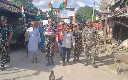 भारत नेपाल सीमा सुरक्षा बल के  44 वी 65 वी वाहिनी सशस्त्र सीमा बल द्वारा आज  “आजादी का अमृत महोत्सव” के अंतर्गत "मेरी माटी मेरा देश" अभियान के तहत भव्य अमृत कलश यात्रा  निकाली गई