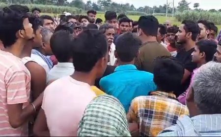 बेतिया में गैस एजेंसी के ड्राइवर पर बिजली का तार गिरने से मौत , बिजली विभाग पर लापरवाही का आरोप