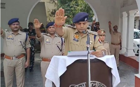इटावा में "बाल विवाह मुक्त प्रदेश" के तहत पुलिस कर्मियों को बाल विवाह से आजादी की दिलायी गयी शपथ
