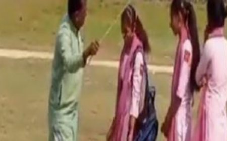 जींस पहनने और लेट आने पर हेडमास्टर ने स्टूडेंट को छड़ी से पीटा, वीडियो हुआ वायरल