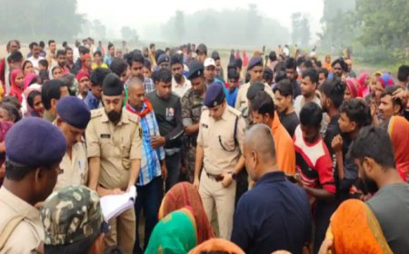 अररिया में पेड़ से लटका मिला छात्रा का शव, परिजन लगा रहे हत्या का आरोप