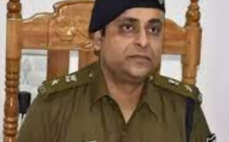 पूर्व एसएसपी अधिकारी आदित्य कुमार ने आखिरकार कोर्ट में किया आत्मसमर्पण, एक साल से चल रहे थे फरार