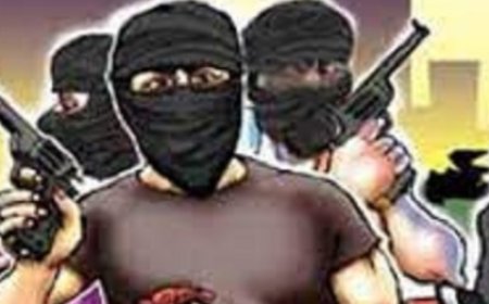 बेगूसराय में लुटेरों का आतंक जारी, डकैतों ने दो घरों को बनाया निशाना, लाखों लूट ले गये लुटेरे