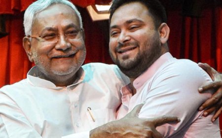 मुख्यमंत्री आवास पहुंचे तेजस्वी यादव, कई मुद्दे पर हुई बात, जानिये
