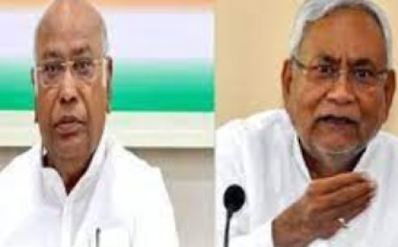 I.N.D.I.A का संयोजक बनने से नीतीश कुमार ने किया इंकार, कहा - कांग्रेस का कोई नेता संभाले चेयरमैन की जिम्मेवारी