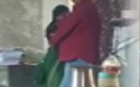 मुंगेर में महिला रसोइया के साथ हेडमास्टर ने किया अश्लील हरकत, वीडियो हुआ वायरल