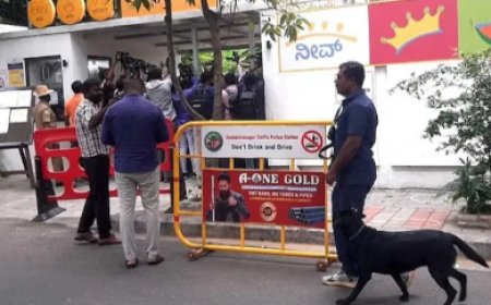 दिल्ली NCR स्कूलों में बम की धमकी, इलाके में हड़कंप