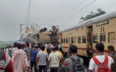 रेल हादसा: पश्चिम बंगाल के दार्जिलिंग में कंचनजंगा एक्सप्रेस और मालगाड़ी में टक्कर, 5 की मौत