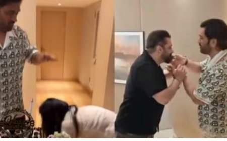 43 साल के हुए महेंद्र सिंह धोनी, पत्नी साक्षी और सलमान खान के साथ मनाया जन्मदिन