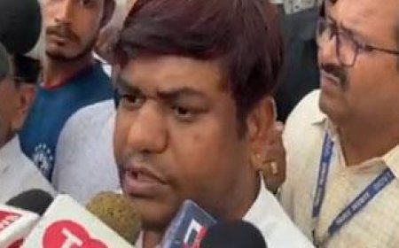 पिता के हत्या की सूचना मिलते ही VIP प्रमुख मुकेश सहनी पहुंचे पटना, दरभंगा के लिए हुये रवाना