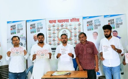 पटना में युवा कांग्रेस ने धूमधाम से मनाया 64वां स्थापना दिवस, किया गया ध्वजारोहण और वृक्षारोपण