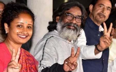 प्रचंड जीत के बाद हेमंत सोरेन आज पेश करेंगे सरकार बनाने का दवा, जानिए इस दिन ले सकते हैं मुख्यमंत्री पद का शपथ?