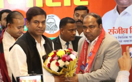 पनोरमा ग्रुप वाले संजीव मिश्रा ने थामा VIP का दामन, मुकेश सहनी ने दिलाई पार्टी की सदस्यता