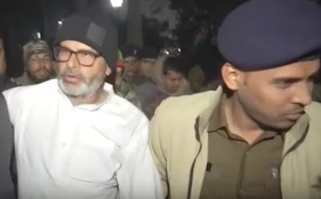 आमरण अनशन से उठाए गए प्रशांत किशोर, पुलिस ने लिया हिरासत में, जानिए अब तक क्या-क्या हुआ?