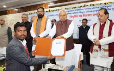 सीएम नीतीश ने 6837 इंजीनियरों को दिया नियुक्ति पत्र, अबतक 9 लाख से अधिक सरकारी नौकरी देने का किया दावा