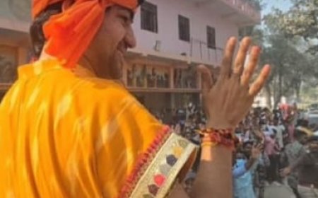 गोपालगंज से विदा हुए बाबा बागेश्वर, कहा-हम मंदिरों में भीड़ और सड़क पर तूफान चाहते हैं..रामराज से भरा हिंदुस्तान ..