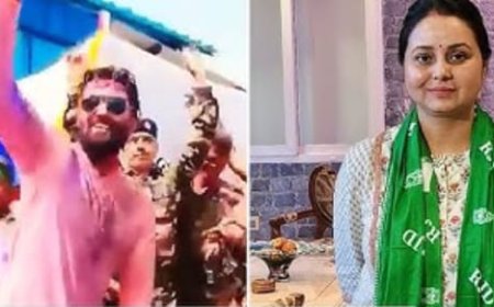 खुद करें तो रासलीला और दूसरों के करने पर लाल - पीला…, बिहार में ठुमकों पर मचा सियासी घमासान,रोहिणी आचार्य ने पूछा सवाल