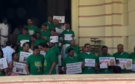 विधानसभा में ग्रीन टीशर्ट में नजर आए आरजेडी के सभी विधायक, आरक्षण सीमा को कोर्ट से रद्द करवाने का आरोप