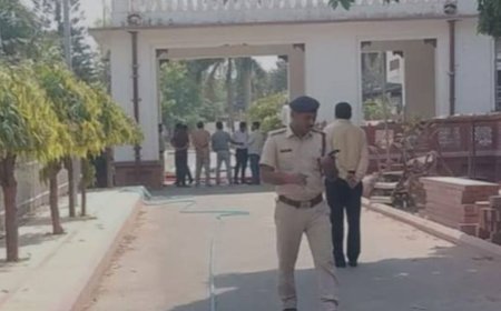 पटना संग्रहालय में जोरदार धमाका, पूरे कैंपस में फैला धुआं, शीशे का बना दरवाजा चकनाचूर