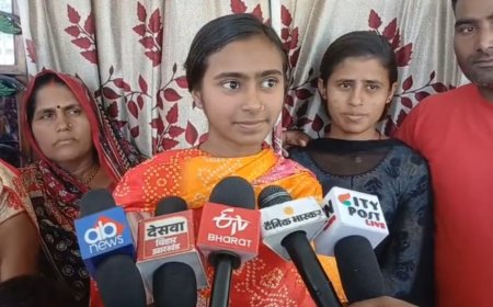 गोपालगंज जिले की अंजली कुमारी  ने मैट्रिक की परीक्षा में टॉप टेन में बनाई जगह, कहा-मैंने पढ़ाई को कभी बोझ नहीं समझा
