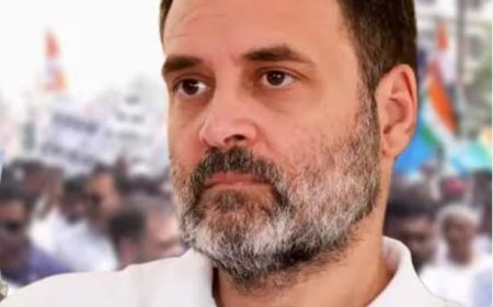 सदाकत आश्रम पहुंचे राहुल गांधी, कांग्रेस कार्यकर्ताओं के बीच मारपीट, अफरातफरी का महौल