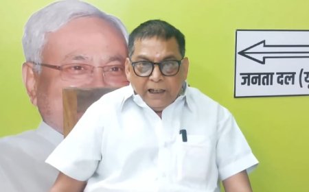 जेडीयू नेता नीरज कुमार ने तेजस्वी पर कसा तंज, कहा-13 दिन बाद संवेदनशील बेटा एम्स पहुंचा...न राजनीति में भरोसा ..ना परिवार में अपनापन