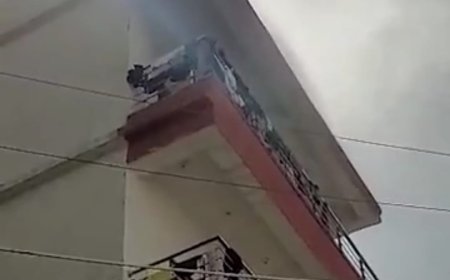 राजधानी पटना के गर्ल्स हॉस्टल में लगी भीषण आग, घंटों की मशक्कत के बाद फायर ब्रिगेड ने पाया काबू...बचाई लड़कियों की जान