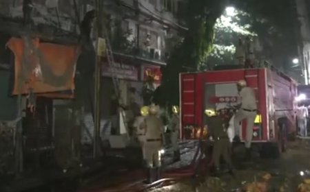 कोलकाता के होटल में आग लगने से 14 लोगों की दर्दनाक मौत, पीएम मोदी ने हादसे पर किया शोक व्यक्त, SIT जांच करेगी