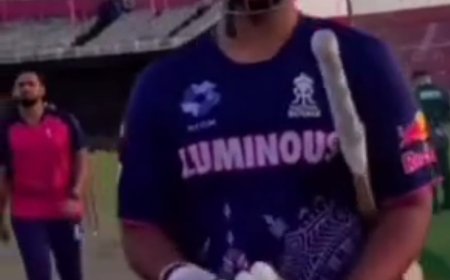 BCCI ने इंग्लैंड दौरे के लिए इंडिया अंडर-19 क्रिकेट टीम में बिहार के वैभव सूर्यवंशी को किया शामिल, पटना से बेंगलुरु के लिए रवाना