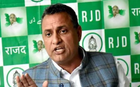 शादी-ब्याह करना.. कोई गुनाह नहीं है.. 2-3 शादियां जायज, तेजप्रताप को सुधाकर सिंह का मिला साथ, बोले-लालू यादव फैसले पर फिर सोचें