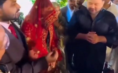 खान सर और उनकी नई नवेली दुल्हन को बधाई देने पहुंचे तेजस्वी यादव, Khan Sir बोले-हमने सोचा कॉपी कहां से करें तो आपका ही कर लिए