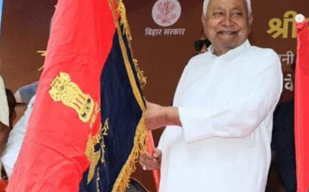 मुख्यमंत्री नीतीश कुमार ने 618 नए वाहनों को दिखाई हरी झंडी, सीएम बोले- पुलिस की कार्यक्षमता और दक्षता में वृद्धि होगी