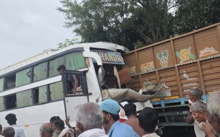 सुपौल NH-27 बस हादसा: पटना से अररिया जा रही स्लीपर बस ट्रक से टकराई, 20 घायल, 7 गंभीर