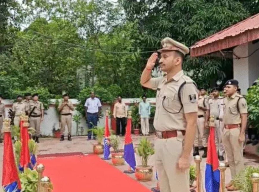 पटना के नए SSP कार्तिकेय शर्मा ने संभाला पदभार, कहा- अपराध नियंत्रण मेरी पहली प्राथमिकता...अपने विवेक से कार्रवाई करेगी पुलिस