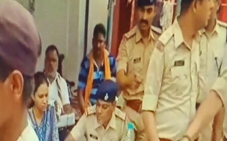 लोहिया जनता दल अध्यक्ष कर्णवीर सिंह यादव उर्फ लल्लू मुखिया के घर कुर्की-जब्ती, कमलेश प्रसाद हत्याकांड में नया मोड़