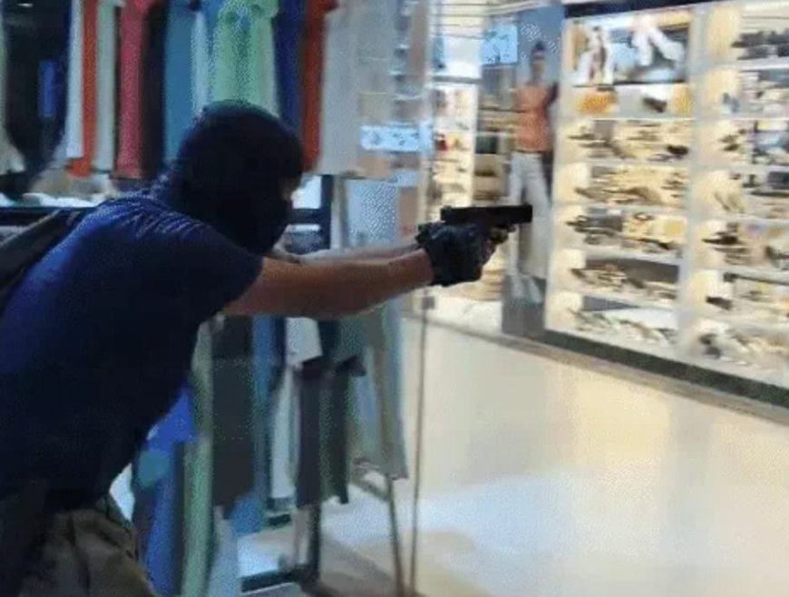 पटना के सिटी सेंट्रल मॉल में ATS की मॉक ड्रिल, आतंकवादी हमले की ब्रीफिंग से मची हलचल