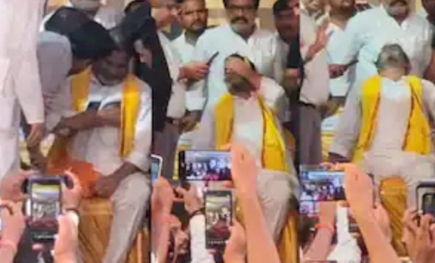 आरा रोड शो में महिला को बचाते हुए घायल हुए प्रशांत किशोर, मंच पर दर्द से कराहते नजर आए, पटना रेफर