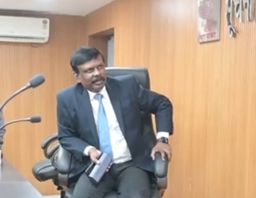 प्रशासनिक सेवा छोड़ राजनीति में उतरेंगे शिक्षा विभाग के ACS एस सिद्धार्थ ,दिया इस्तीफा,नवादा से JDU के टिकट पर चुनाव लड़ने की तैयारी