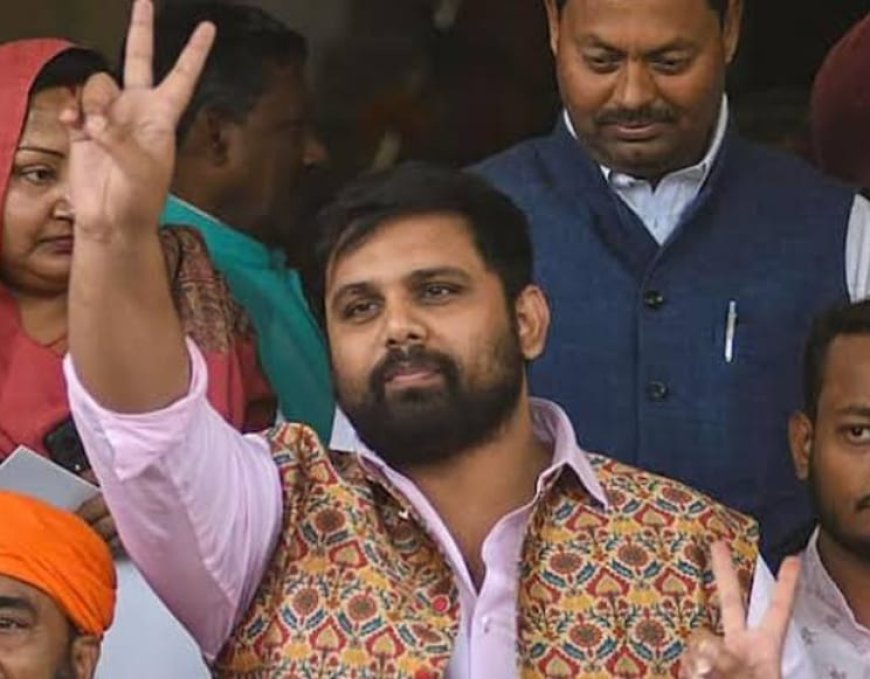 पटना एम्स में विधायक चेतन आनंद और उनकी पत्नी के साथ मारपीट, हाथ-पैर में चोट,विधायक ने खींचा वीडियो...भड़के डॉक्टर और गार्ड्स