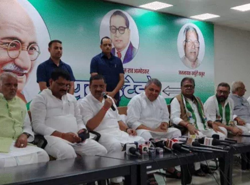 बिहार चुनाव से पहले कांग्रेस को बड़ा झटका, वरिष्ठ नेता अशोक राम जेडीयू में शामिल,कहा-नीतीश के काम से प्रभावित होकर ज्वॉइन किया
