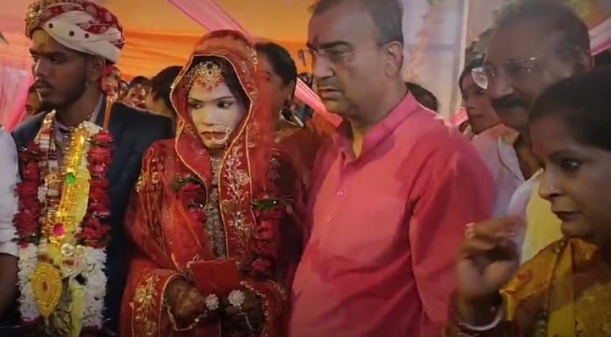 बेटी का कन्यादान कर भावुक हुए मंत्री मंगल पांडेय, कहा -वर्षों पुरानी इच्छा हुई पूरी,विपक्ष बोला- शुभ लग्न नहीं था
