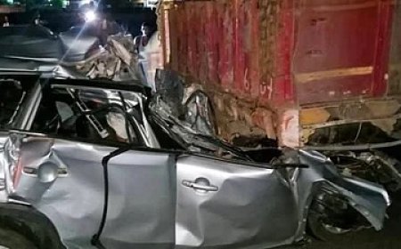 पटना में भीषण सड़क हादसा: कार ट्रक में घुसी, 5 कारोबारियों की मौत, 25 मीटर तक घसीटता रहा ड्राइवर
