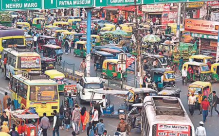 पटना में छठ पर्व की तैयारियां चरम पर, प्रशासन ने जारी किया नया ट्रैफिक रूट प्लान,कई प्रमुख सड़कों पर आवाजाही बंद
