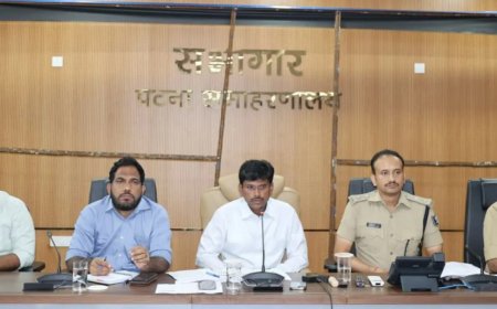 बिहार चुनाव के बीच प्रशासन सतर्क: पटना DM त्यागराजन का बड़ा आदेश,सभी अधिकारी रहेंगे ड्यूटी पर