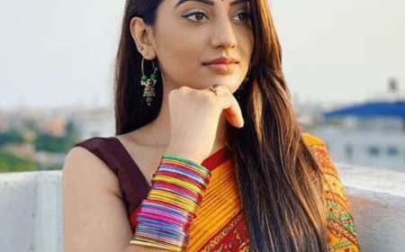 अक्षरा सिंह का खेसारी पर निशाना: जो सार्वजनिक रूप से मेरा अनादर करे...  मैं समर्थन नहीं कर सकती