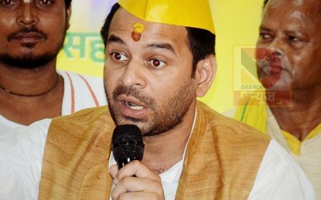 चुनावी सभा में हरा गमछा देखकर तिलमिलाए तेज प्रताप, कहा -उतारो नहीं तो सिपाही उतार देगा...जयचंदवा की पार्टी का है